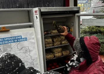 Lodówka spoełczna w Łodzi, Whirlpool partnerem