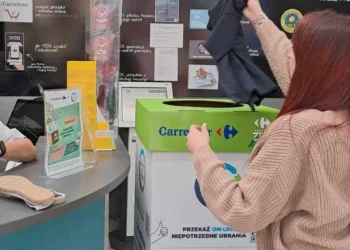 Wspólna akcja sieci Carrefour i Ubrania Do Oddania