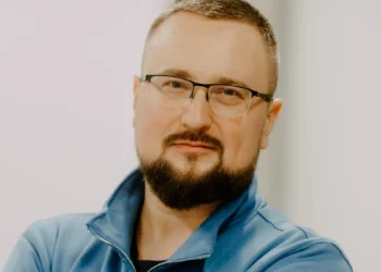 Radek Wierzbicki, założyciel Fundacji Unsung Heroes