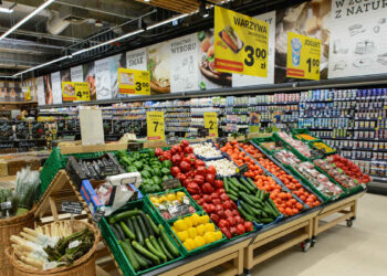 Carrefour z usługą pakowania do pojemników własnych