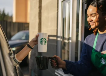 Starbucks, kubki wielokrotnego użytku