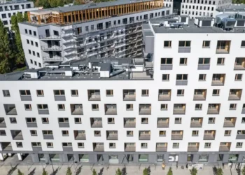 Inwestycja mieszkaniowa w Krakowie, Skanska i JWA