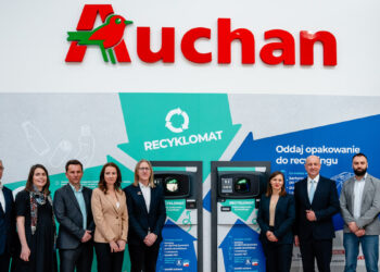 Remondis-Auchan-TetraPak-system-kaucyjny-recyklomat