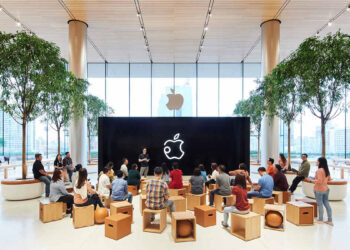 apple-bangkok_store-opening