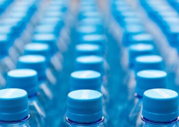 plastikowe-butelki-system-kaucyjny