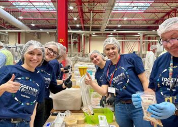 kraft-heinz-paczki-zywnosciowe-dla-potrzebujacych