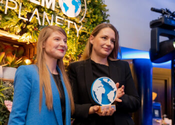 Razem_dla_planety_nagroda-dla-Solaris-joanna-panczak-i-weronika-krzywicka-styzinska