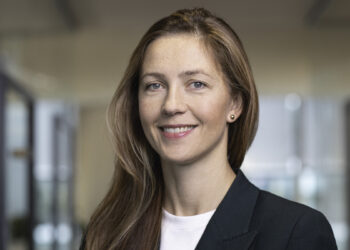 izabela-makowska-kwiecinska-dzial-esg-colliers