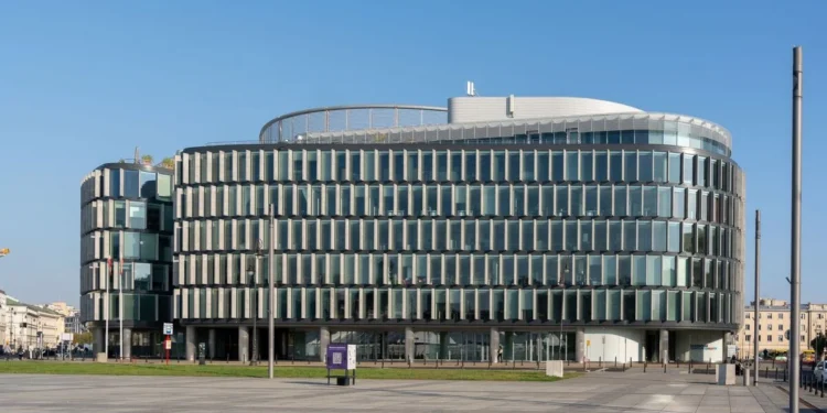 biurowiec-Metropolitan-Warszawa