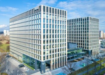 podium-park-krakow-z-certyfikatem-breeam-outstanding