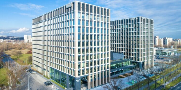 podium-park-krakow-z-certyfikatem-breeam-outstanding