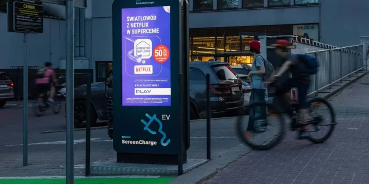 Ladowarka_Screencharge-elocity-elektromobilnosc