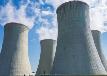 dekarbonizacja-branzy-cieplowniczej-raport-ey