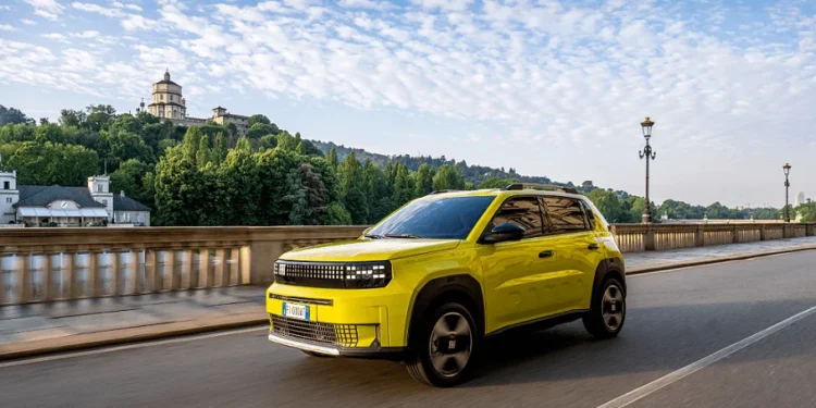 Fiat-Grande-Panda-z-recyklingu