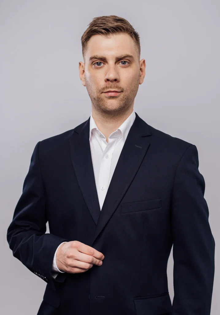 BłazejSzymczynskiJWA-asesor-breeamv7