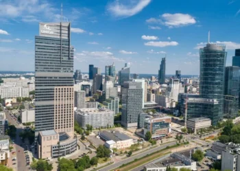 Warsaw-Trade-Tower-globalworth-akcja-csr