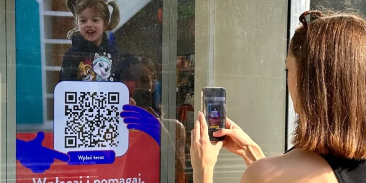 wspoplpraca-zabka-pomagampl-csr