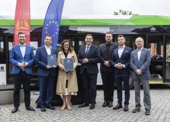 gdansk-stawia-na-elektromobilnosc-solaris