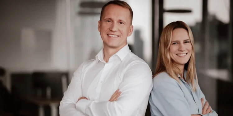 agata-krawiec-bartosz-majewski-sunstore_tworcy-marketplace