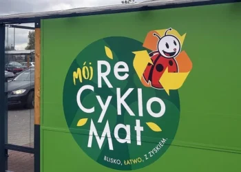 biedronka-recyklomat-system-kaucyjny