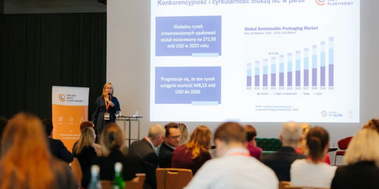 polski-pakt-plastikowy