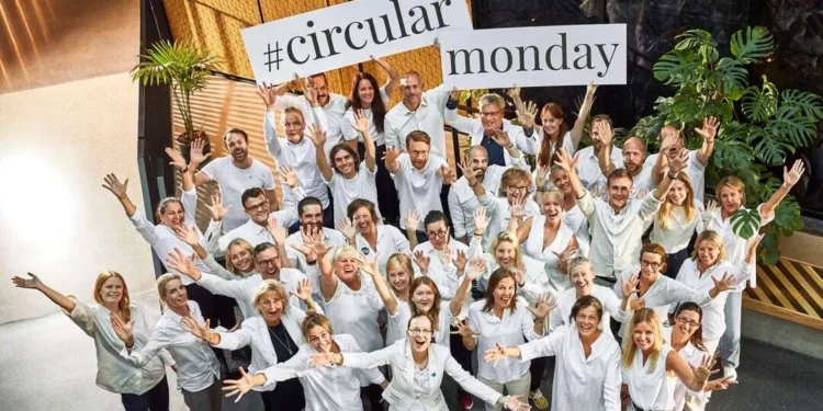 Circular-Monday-goz-przyspiesza