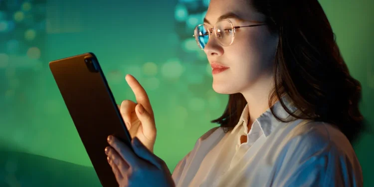 schneider-electric-raport-transf