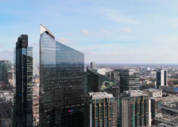 skyliner-warszawa-karimpol