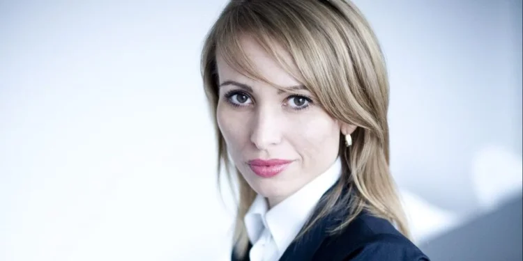 Anna-Glowacz-axi-immo