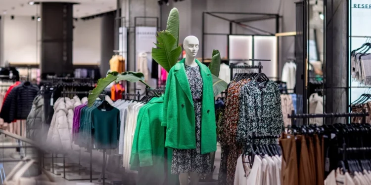 Intu x RE-kolekcja-reserved-goz-recykling-upcykling-lpp