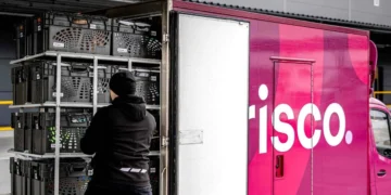 Frisco stawia na technologię Tomra. Sprawniejsza obsługa systemu kaucyjnego w modelu e-commerce