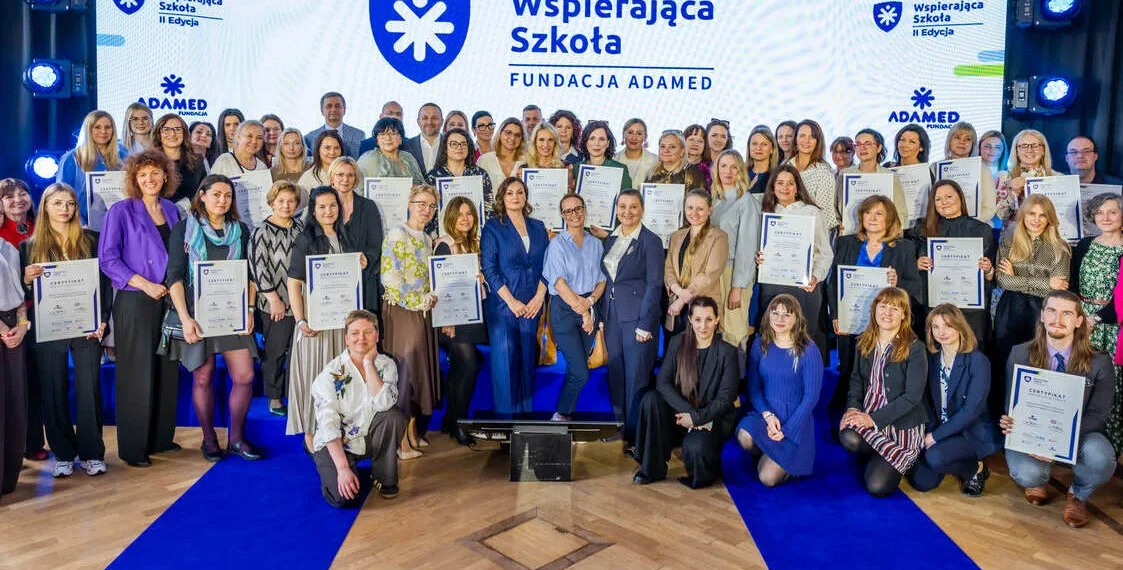 adamed-wspierajaca-szkola-csr