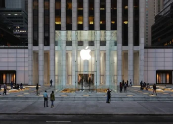 Apple-Fifth-Avenue