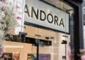 Pandora Store Oxford Street (1)