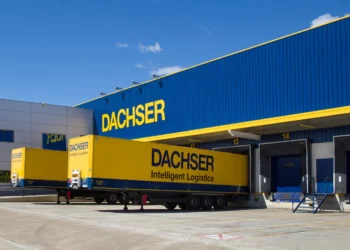 dachser-Mercedes_zrownowazony-transport