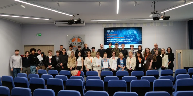 Uczestnicy projektu edukacyjnego „Troska o Jutro: Integracja 17 Celów Zrównoważonego Rozwoju w Edukacji Wyższej", Uczelnia Łazarskiego